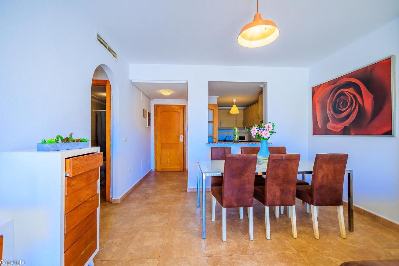 Apartamentos Madrid Торевиеха Екстериор снимка