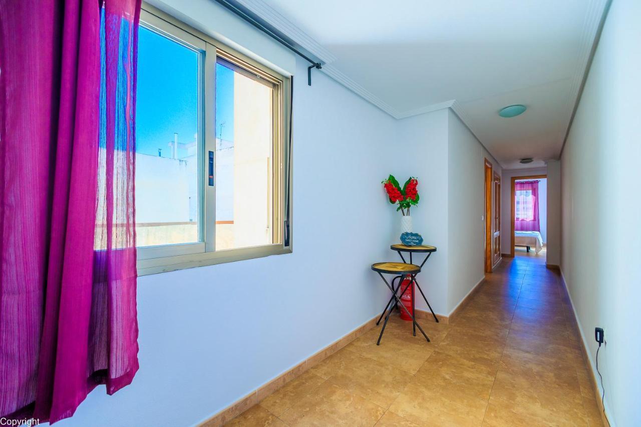 Apartamentos Madrid Торевиеха Екстериор снимка