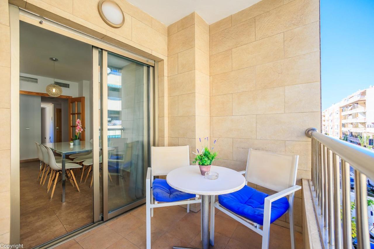 Apartamentos Madrid Торевиеха Екстериор снимка